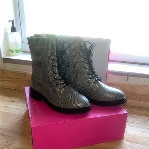 Shoe Dazzle Plaid Lace-Up Combat Boots - Black and Gray